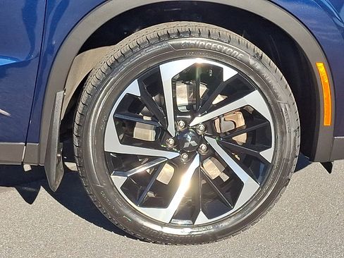 Used 2022 Mitsubishi Outlander SE image 8