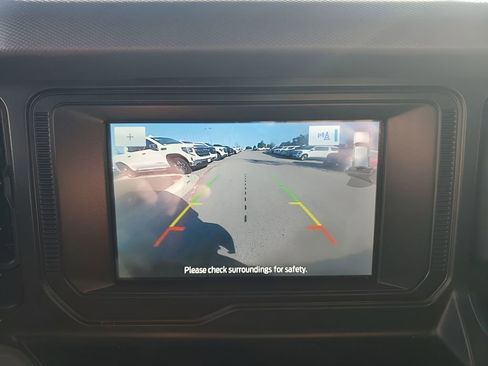 Used 2022 Ford Bronco Black Diamond image 44