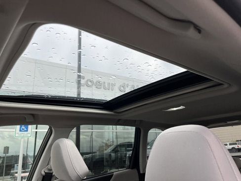 Used 2019 Subaru Forester Premium image 19