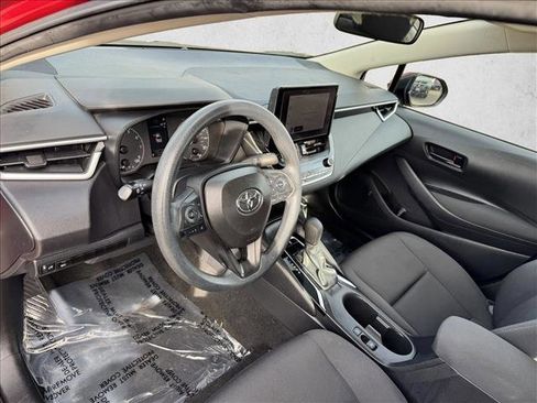 Used 2024 Toyota Corolla LE FWD image 15
