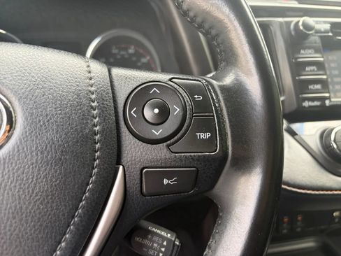 Used 2018 Toyota RAV4 SE w/ Power Extra Value Package AWD/4WD image 31