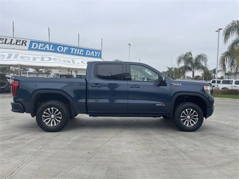 Used 2020 GMC Sierra 1500 AT4 image 9