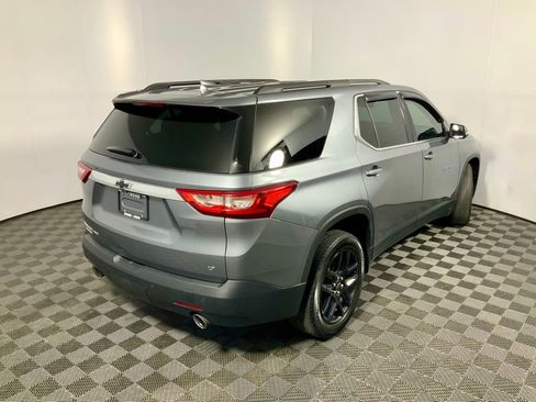 Used 2021 Chevrolet Traverse LT image 15