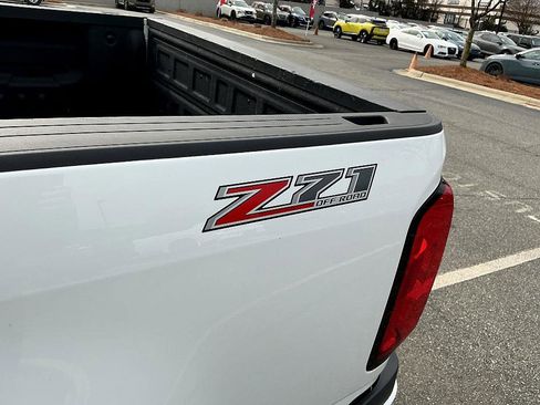 Used 2017 Chevrolet Colorado Z71 image 25