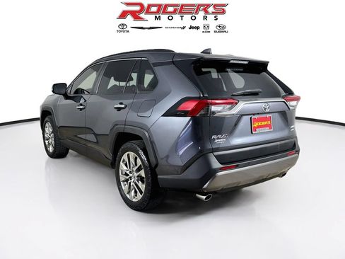 Certified 2019 Toyota RAV4 Limited AWD/4WD image 11