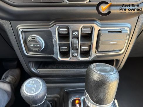 Used 2022 Jeep Wrangler Unlimited Sport AWD/4WD image 68