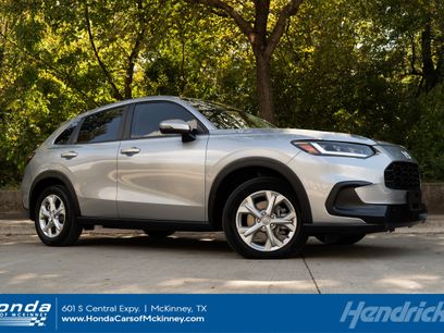 Used 2025 Honda HR-V LX