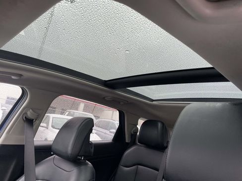 Used 2023 Kia Sportage SX image 30