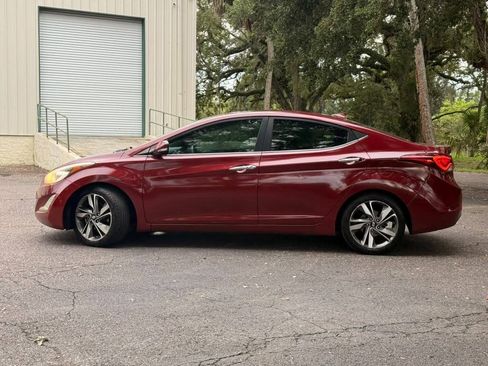 Used 2014 Hyundai Elantra Limited w/ Option Group 03 FWD image 8