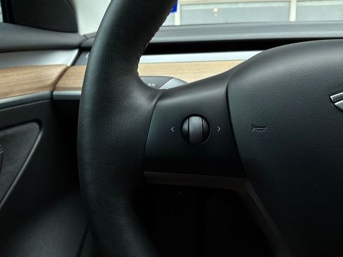 Used 2021 Tesla Model 3 Long Range image 34