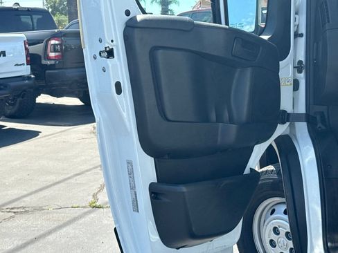 Used 2023 RAM ProMaster 2500 FWD image 22