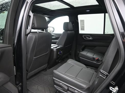 Used 2022 Chevrolet Tahoe LT w/ Luxury Package AWD/4WD image 26