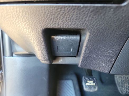 Used 2023 Toyota Camry SE image 29