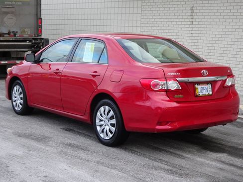 Used 2013 Toyota Corolla LE image 5