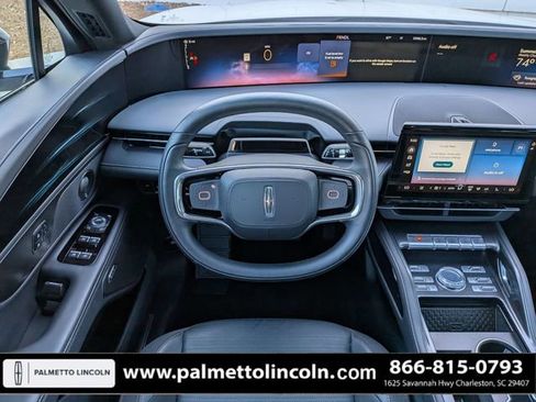 Used 2024 Lincoln Nautilus Reserve w/ Equipment Group 202A AWD/4WD image 17