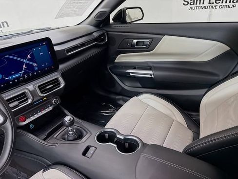 Used 2024 Ford Mustang GT Premium image 23