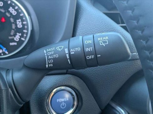 Used 2022 Toyota RAV4 XLE Premium AWD/4WD image 12