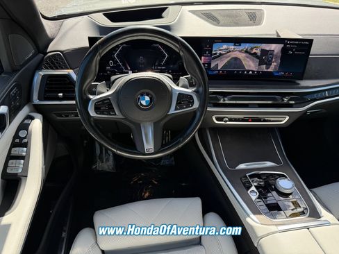 Used 2024 BMW X7 xDrive40i w/ Executive Package AWD/4WD image 16