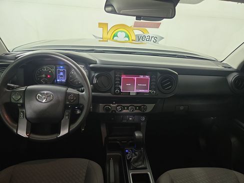 Used 2020 Toyota Tacoma SR AWD/4WD image 13