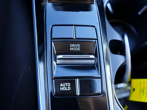 Certified 2023 Hyundai Sonata SEL w/ Convenience Package FWD image 30