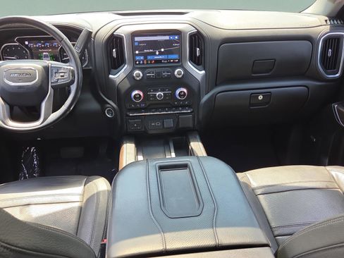 Used 2022 GMC Sierra 1500 Denali w/ Denali Premium Package image 13