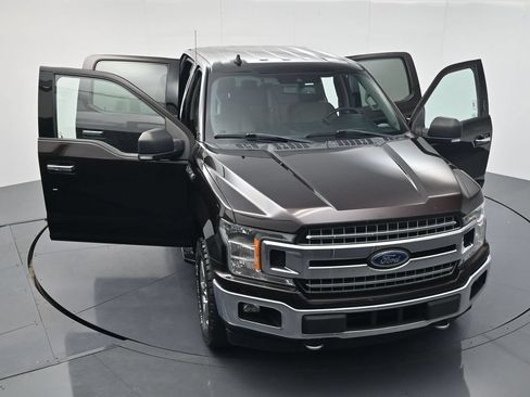 Used 2019 Ford F150 XLT w/ Equipment Group 302A Luxury AWD/4WD image 53