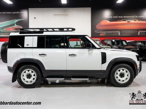 Used 2023 Land Rover Defender 110 S AWD/4WD image 9