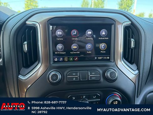Used 2019 Chevrolet Silverado 1500 High Country w/ Technology Package AWD/4WD image 19