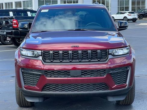 New 2026 Jeep Grand Cherokee Altitude AWD/4WD image 41