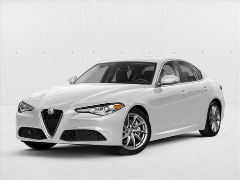 Used 2018 Alfa Romeo Giulia Ti Sport w/ Quick Order Package 22U Sport RWD image 1