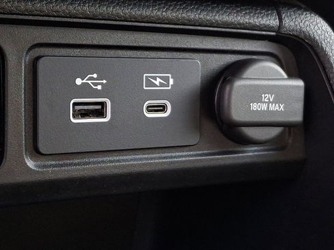 Certified 2023 Honda Pilot LX image 23