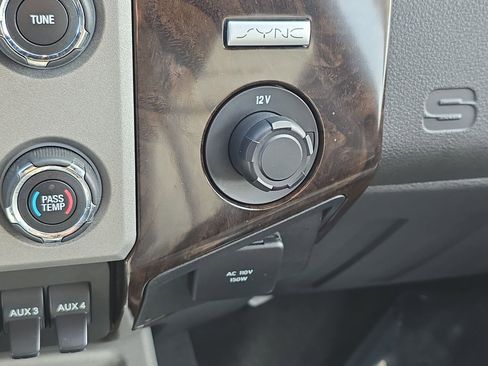 Used 2016 Ford F350 Platinum w/ Snow Plow Prep Package image 26