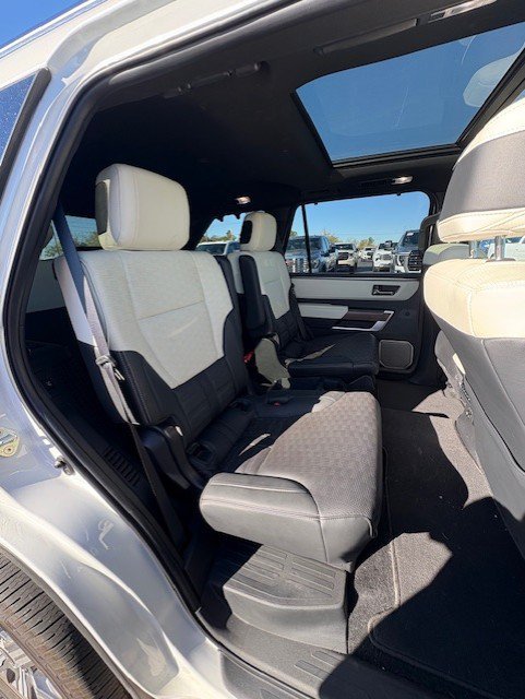 Used 2023 Toyota Sequoia Capstone AWD/4WD image 11