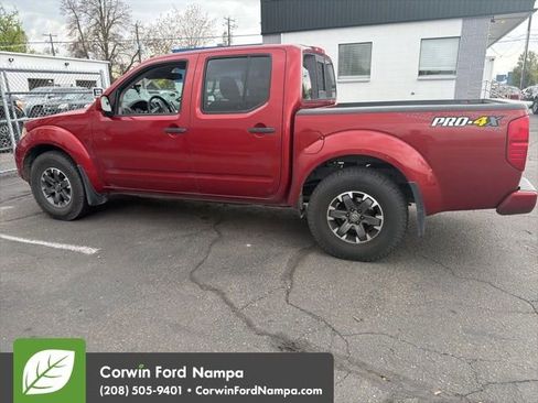 Used 2018 Nissan Frontier PRO-4X AWD/4WD image 3