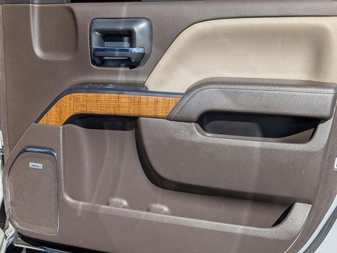 Used 2018 GMC Sierra 1500 SLT image 30