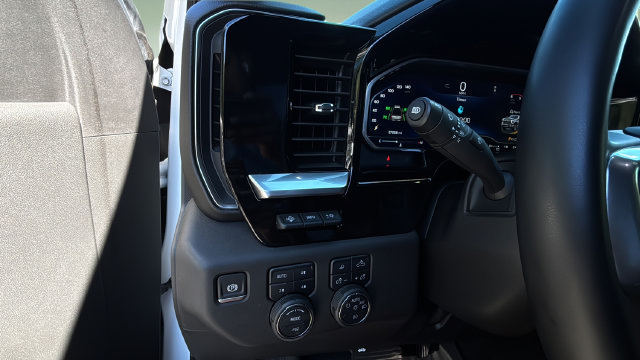 Used 2024 Chevrolet Silverado 2500 LTZ w/ LTZ Premium Package AWD/4WD image 22