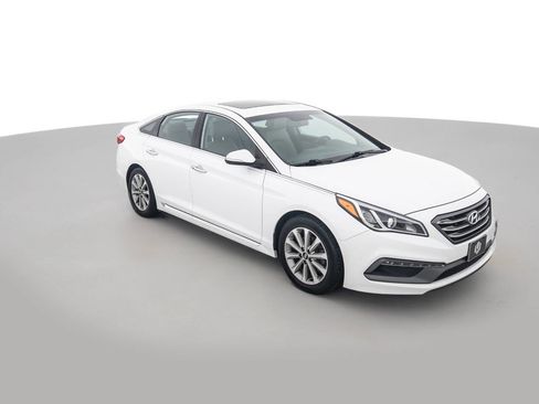 Used 2017 Hyundai Sonata Limited w/ Tech Package 03 FWD image 3
