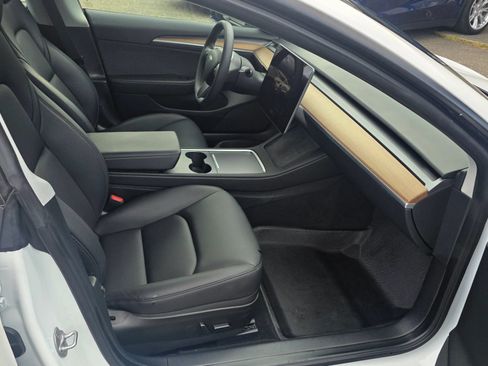 Used 2023 Tesla Model 3 Standard Range RWD image 13