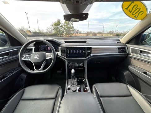 Used 2021 Volkswagen Atlas SEL image 25