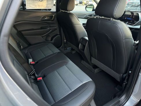New 2026 Chevrolet Trax LT w/ Driver Confidence Package image 18