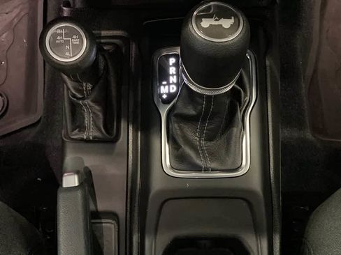 Used 2024 Jeep Wrangler Sport image 22