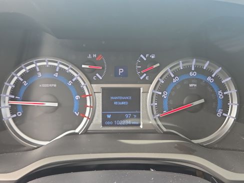 Used 2017 Toyota 4Runner SR5 Premium AWD/4WD image 25