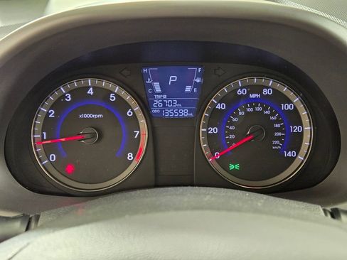 Used 2014 Hyundai Accent GLS image 26