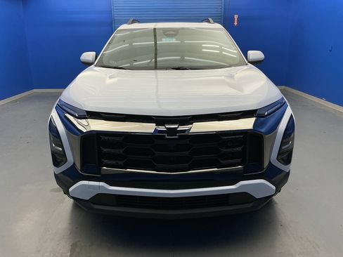 New 2026 Chevrolet Equinox ACTIV FWD image 3