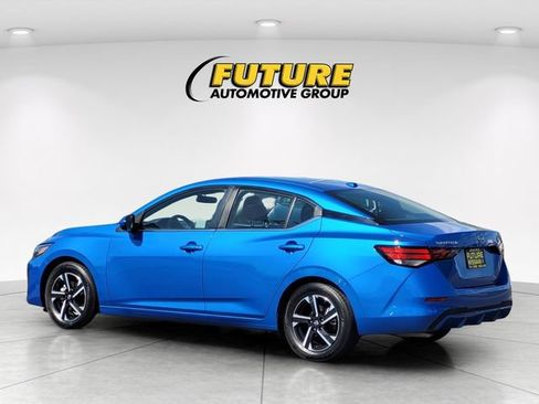 Certified 2025 Nissan Sentra SV FWD image 7