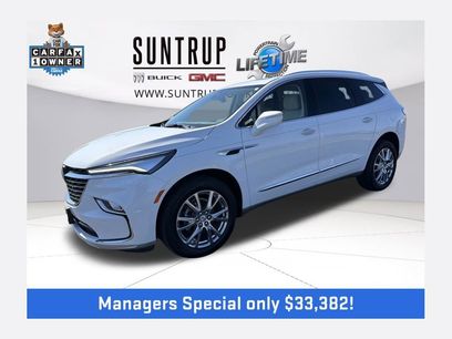 Used 2023 Buick Enclave Essence w/ Experience Buick Package