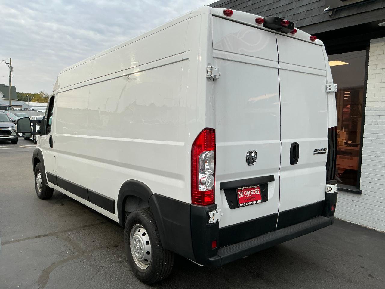 Used 2023 RAM ProMaster 2500 FWD image 5