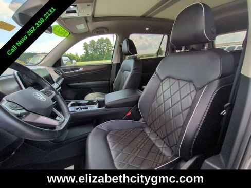Used 2024 Volkswagen Atlas SEL Premium R-Line AWD/4WD image 18