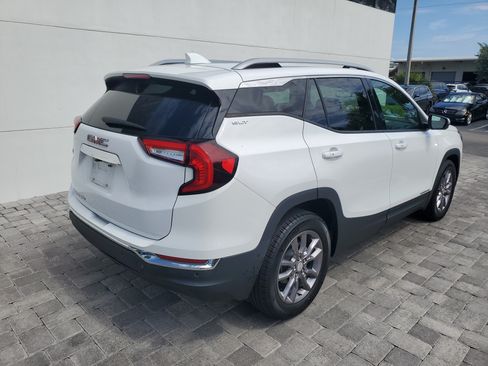 Used 2023 GMC Terrain SLT FWD image 6