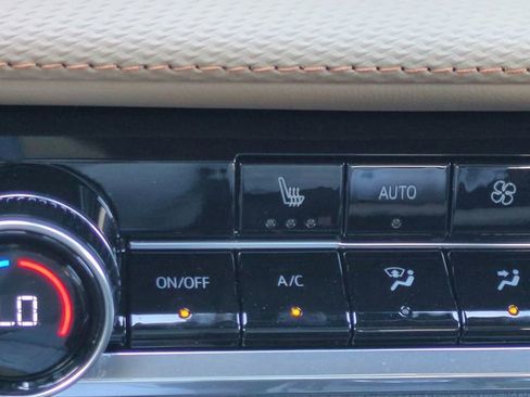 New 2026 Chevrolet Equinox ACTIV w/ Safety and Technology Package image 23